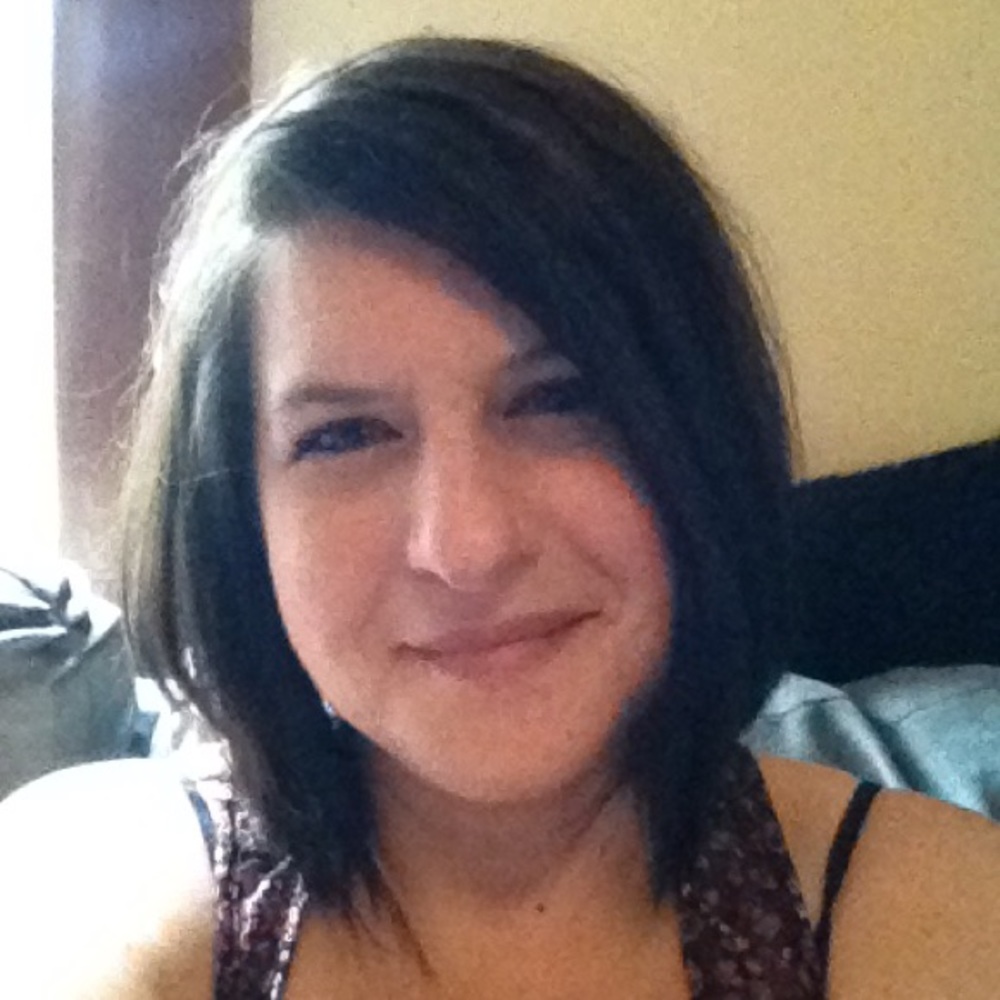 Meet your Posher, Angie